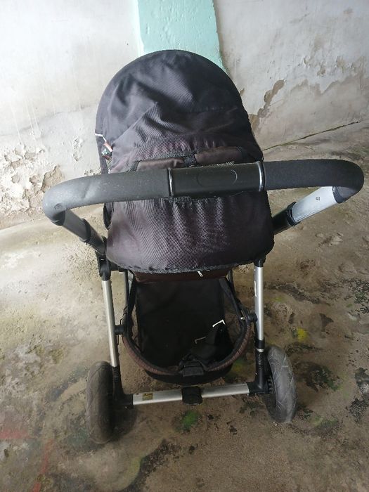 Conjunto de carrinho de Bebe mais Baby coque marca Pierre Cardin