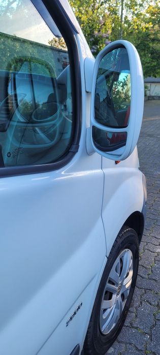 Opel Vivaro Довга база+ кондиціонер