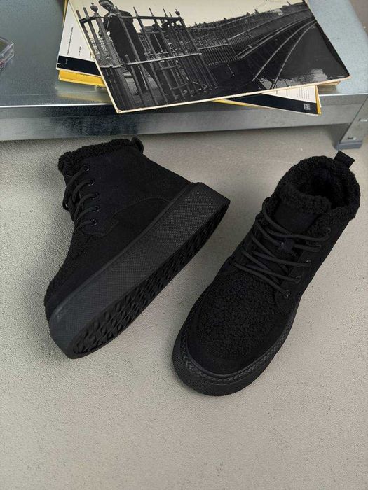 Жіночі зимові кросівки-черевики чорні високі, на хутрі, 36-41, замшеві