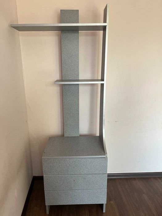 Продам стол компьютерный б/у, кресло компьютерное