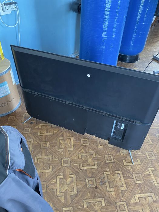 Телевізор VINGA 50 ‘’.