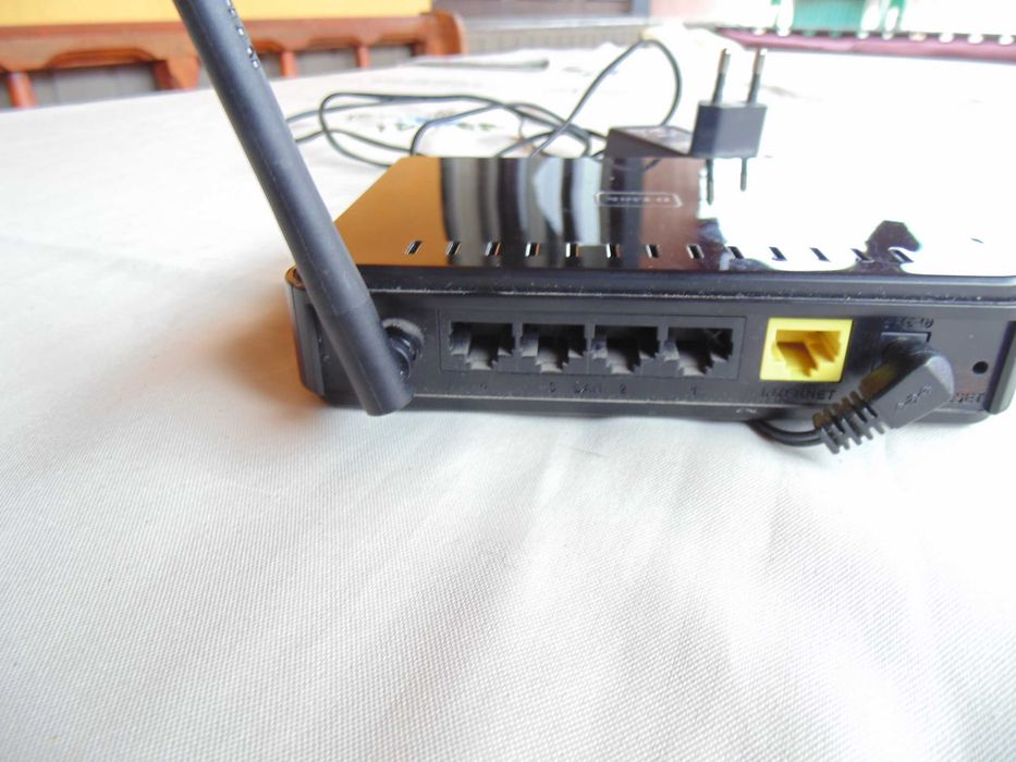 Маршрутизатор модем D-Link DIR-300 безпровідний