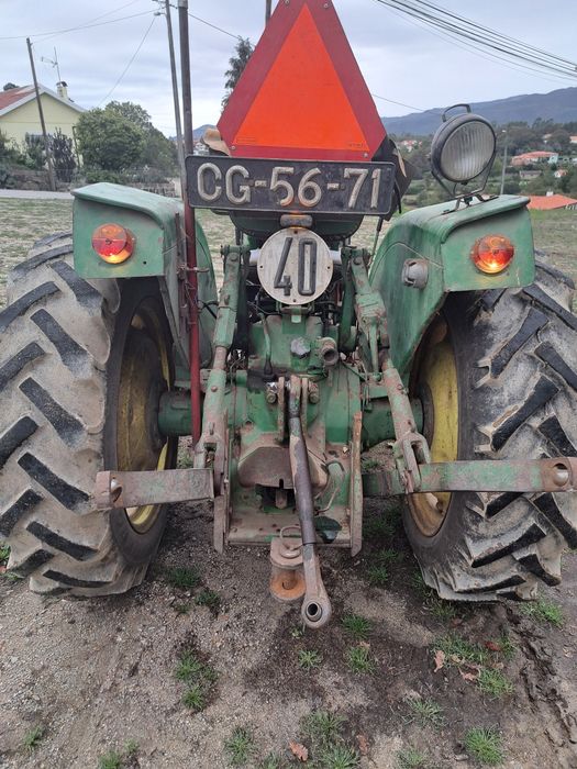 Trator john deere 1020 40 cv