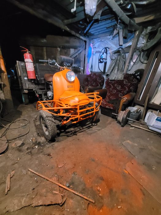 Продам  муравей 150
