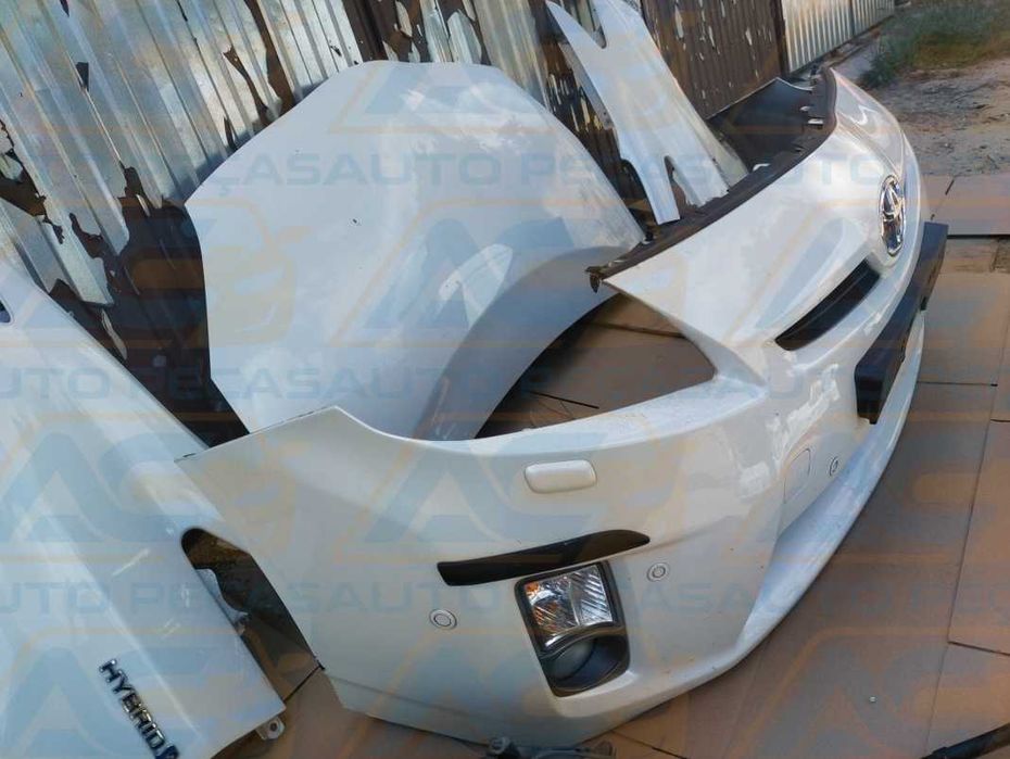 TOYOTA PRIUS III Frente Completa 2 0 0 9 - 2 0 1 5