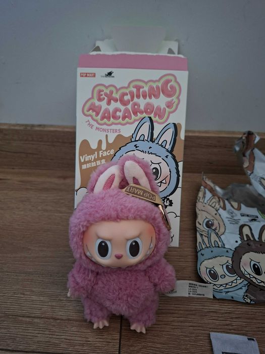 Różowe oryginalne Labubu firmy Popmart,Exciting Macaron