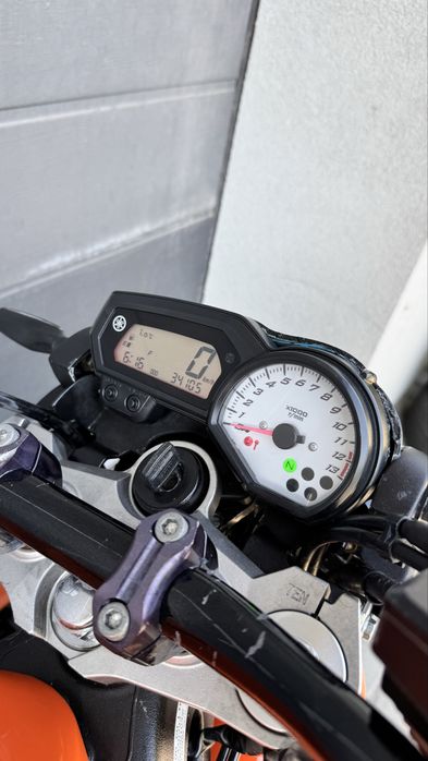 В продажі yamaha fz 8 2014