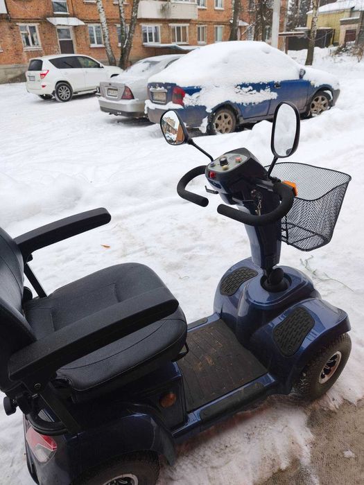Електро Скутер для людей похилого віку та інвалідів