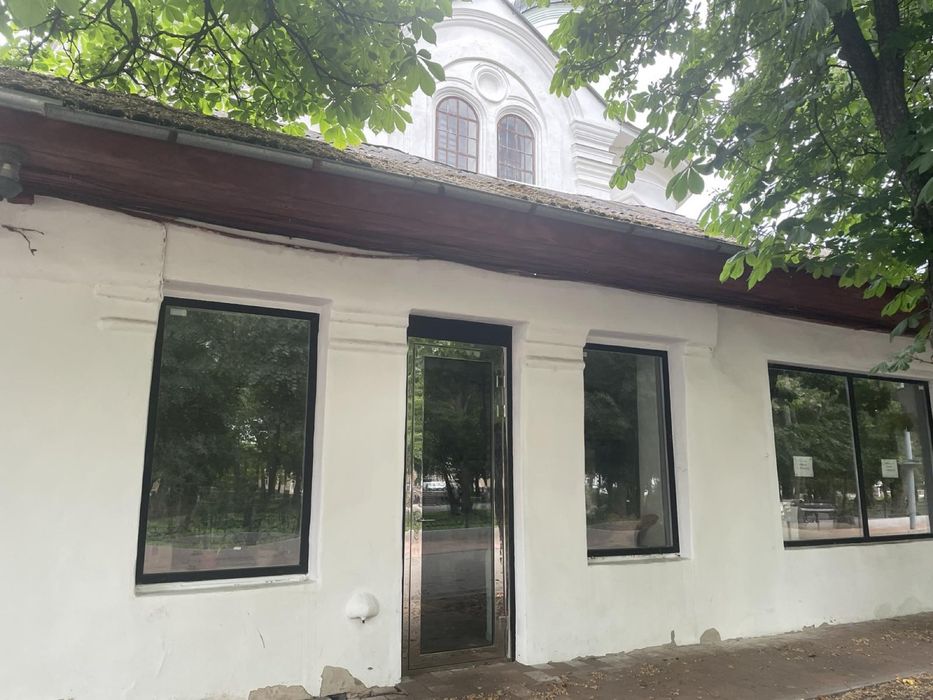 Приміщення на Гоголівській