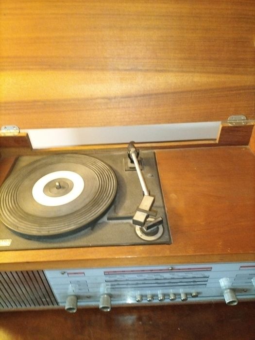 Radio z gramofonem
