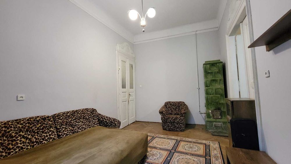 Продаж 2 кім.квартири вул.Леонтовича ЦЕНТР