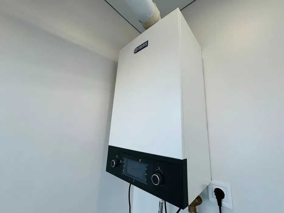 НОВА!!!  2 кім. квартира з ремонтом та меблями В ЦЕНТРІ