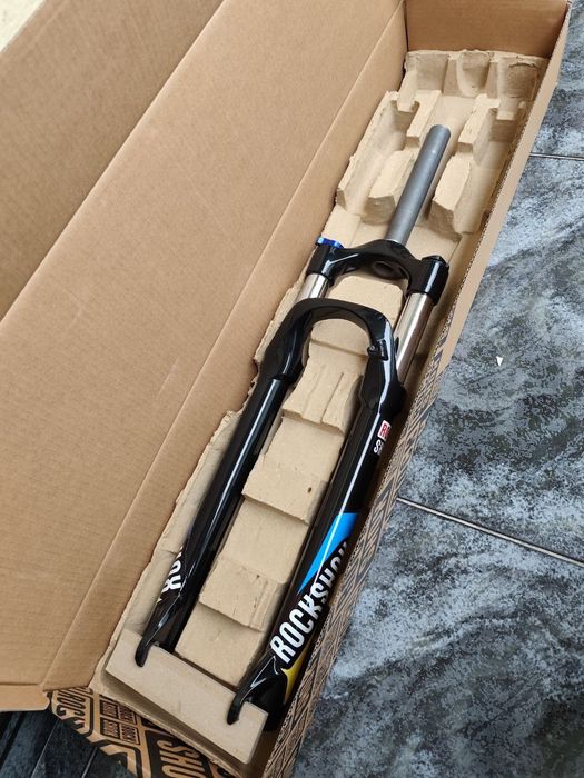 Вилка Rockshox XC30
