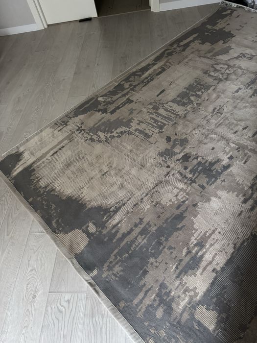 Килим розмір200на 300