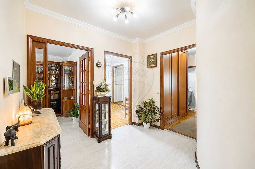 T2+1 Próximo ao Centro da Maia I Garagem Box