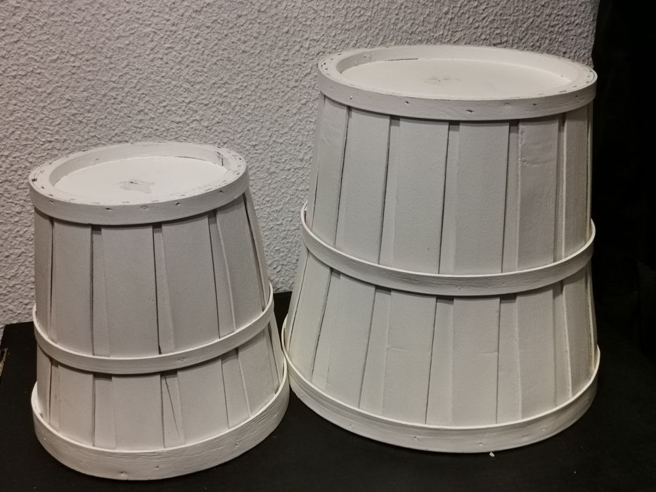 Lote 2 vasos decorativos em madeira (ikea)