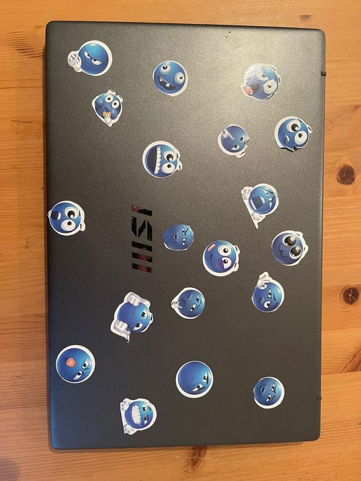 MSI Modern 15,6. windows 11 Home