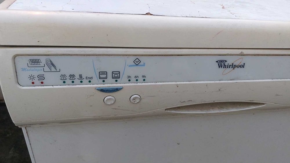 Avariada - Maq. Lavar Loiça WHIRLPOOL