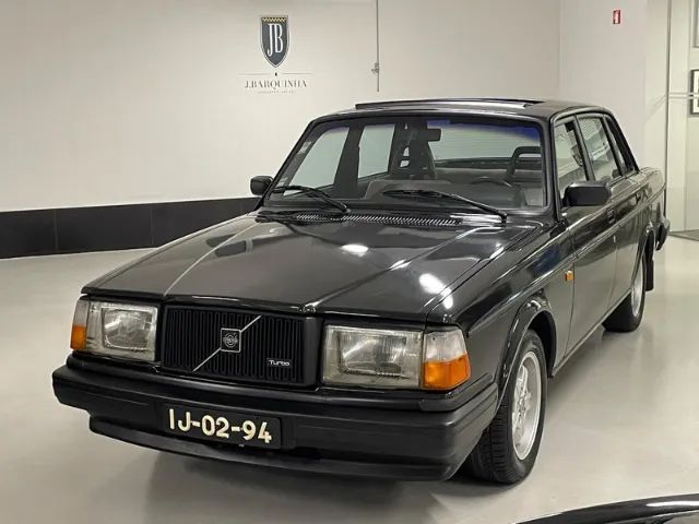 Volvo 244