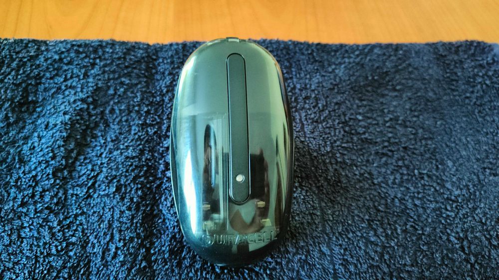 mini carregador Duracell de pilhas recarregáveis (AAA, AA)