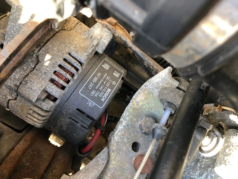 Alternator 1PK 70A Opel Astra F Sedan Lift 90389247 (1997-2002) - Wysyłka