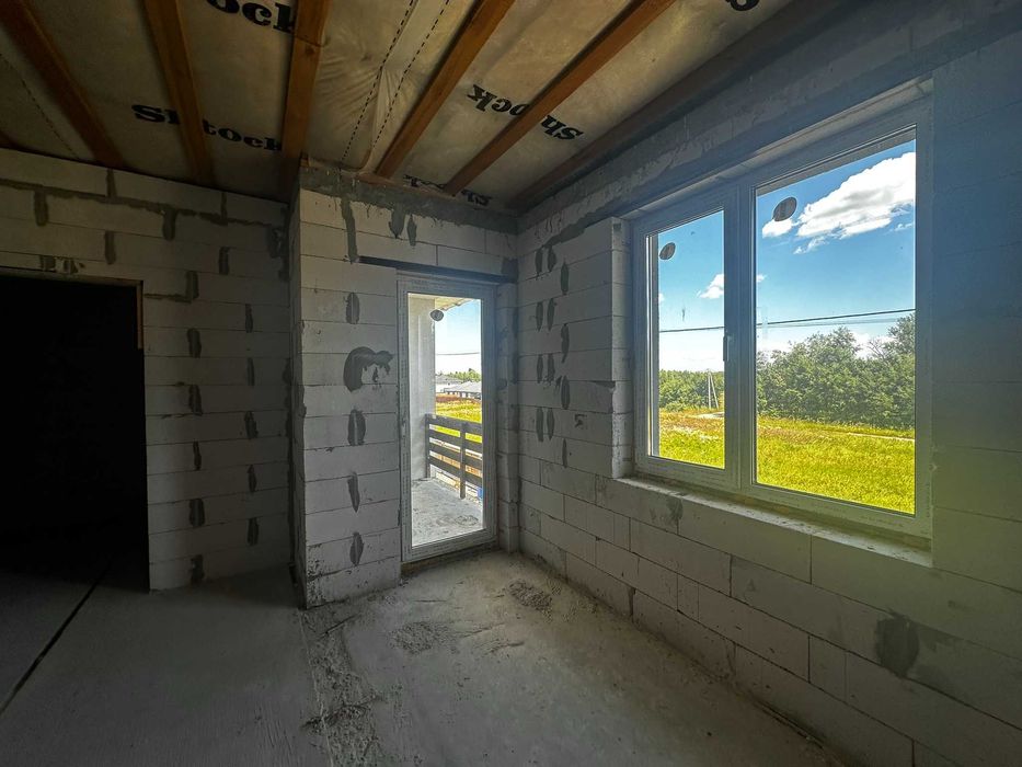 Дуплекс з великою ділянкою в Бучі