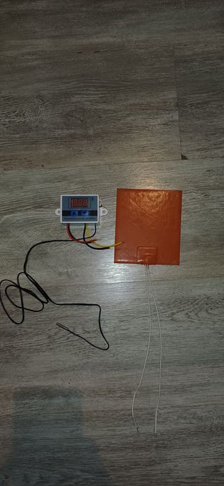 Mata grzewcza 12x10cm 12w +sterownik 12v
