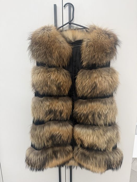 Хутряна жилетка розміру S