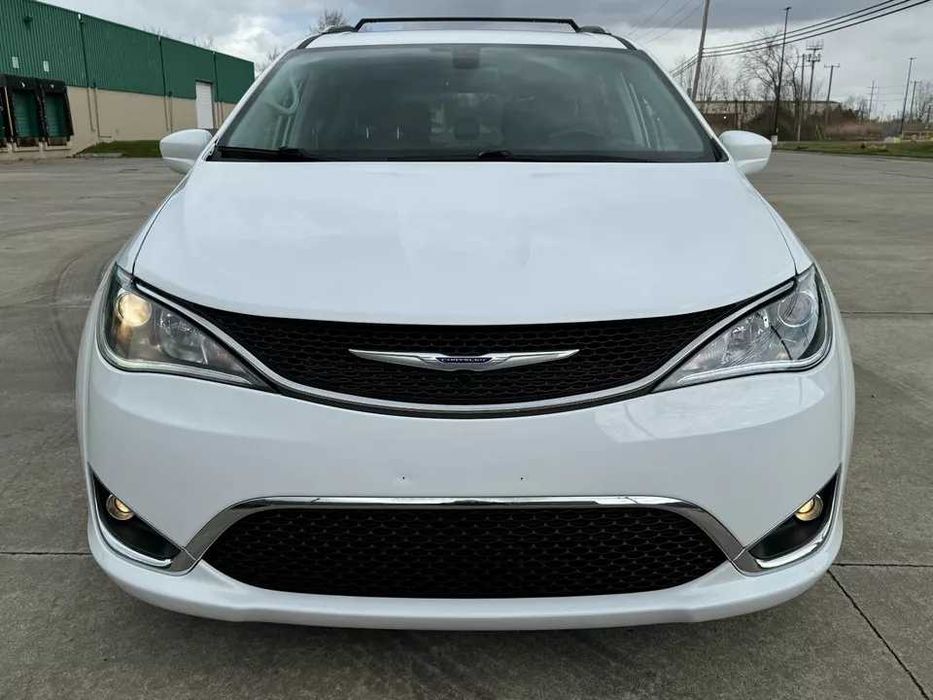 2019 Chrysler Pacifica Touring