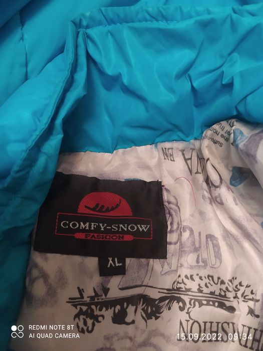 Куртки дівочі б/в.