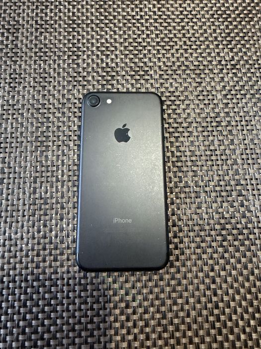 IPHONE 7   Black 32Gb