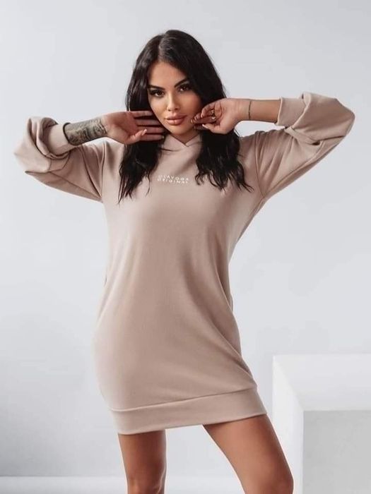 Sukienka dresowa Olavoga Cute Soft czarna biała beżowa brazowa