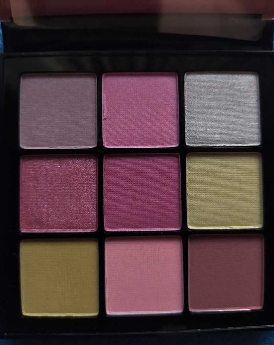 Paleta cieni od Avon