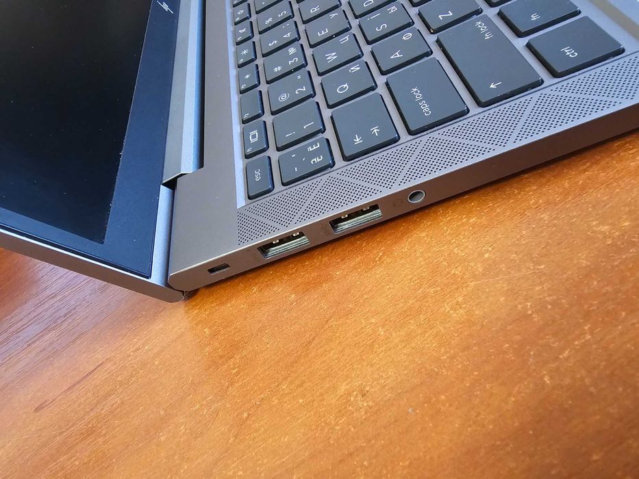 Бізнес-ноутбук HP ZBook Firefly 14" G8 i7-1165G7, RAM 32GB, SSD 1TB