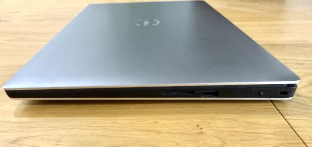 Dell precision 5540 Mobilna stacja robocza i7 32GB RAM 1TB dysk