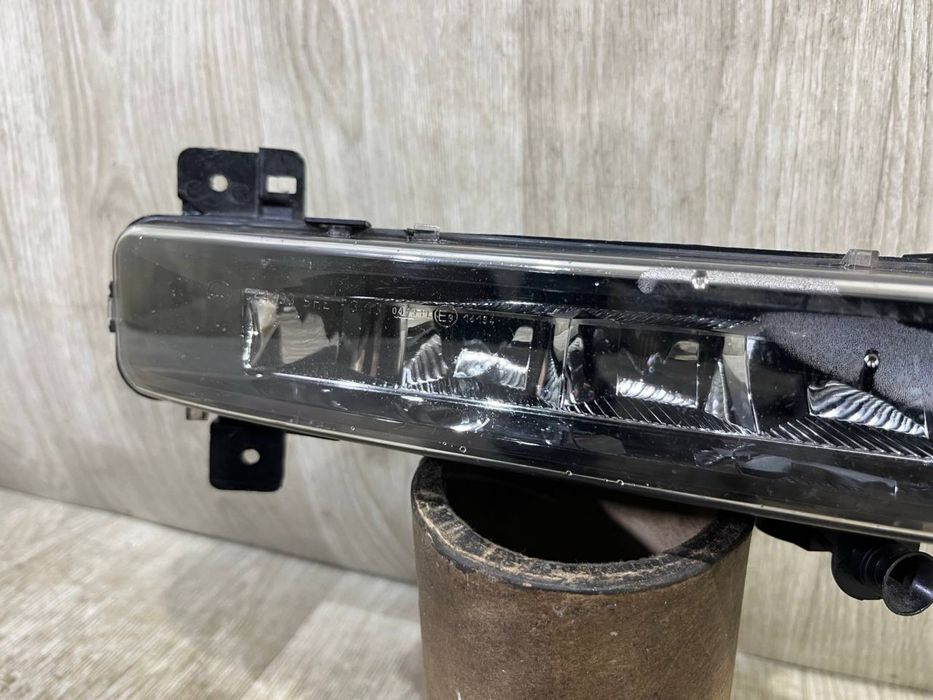 Противотуманка правая BMW 5 G30 G31 / G32 GT ( 2017 - 2020 г. ) Галоген 89250243