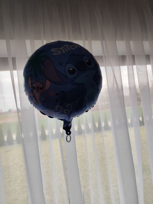 Figurka i balony Stich