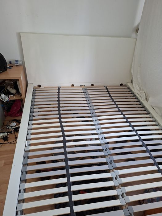 Cama Ikea Branca + estrado + colchao + capa lençol