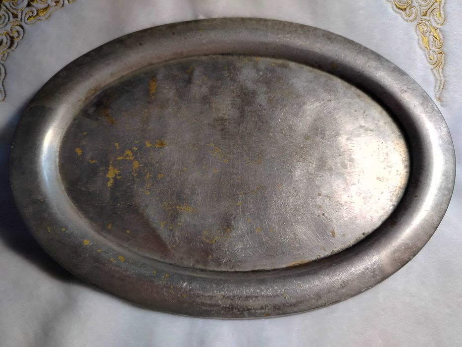 Przedwojenna owalna taca platerowa -kawiarniana