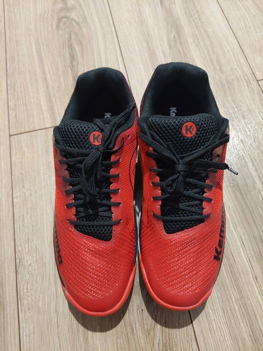 Nowe buty sportowe Kempa 42