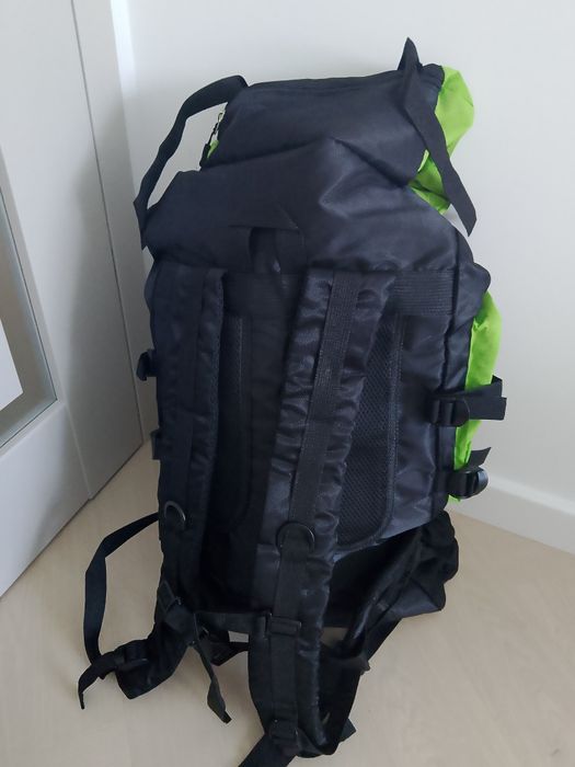 Duży plecak trekkingowy, 90 L, w góry, mocny, pojemny