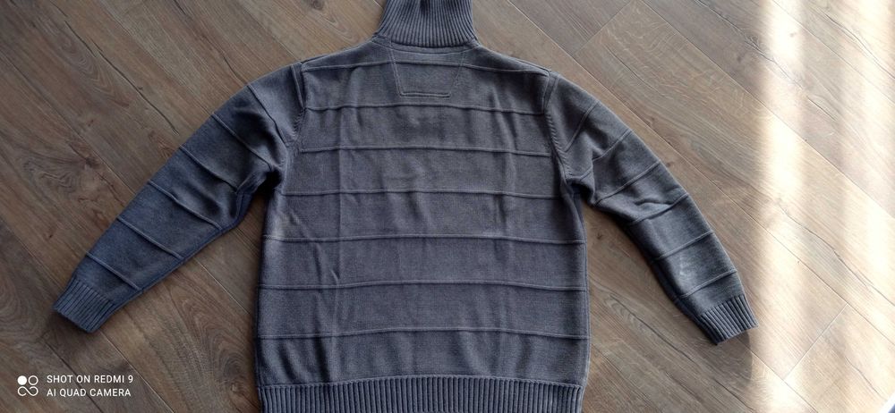 Bardzo ciepły męski sweter Pierre Cardin