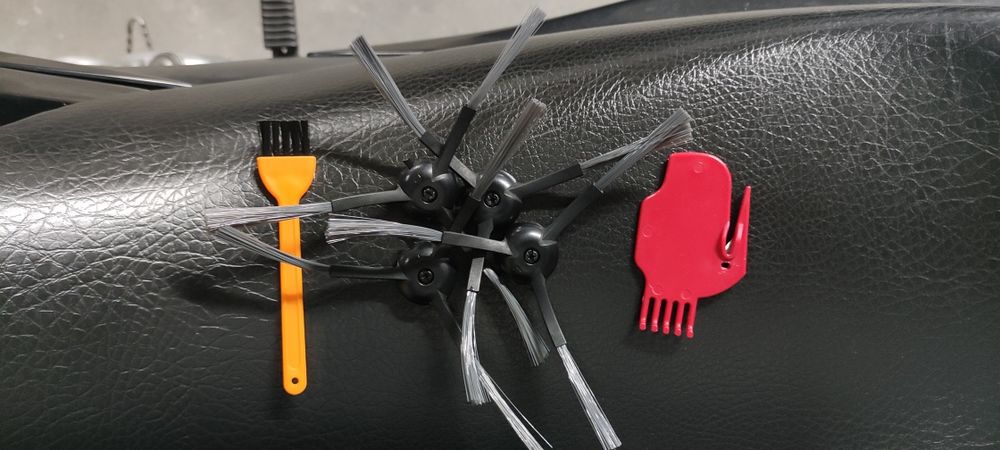 Conjunto de sacos, filtros e escovas para aspirador robot