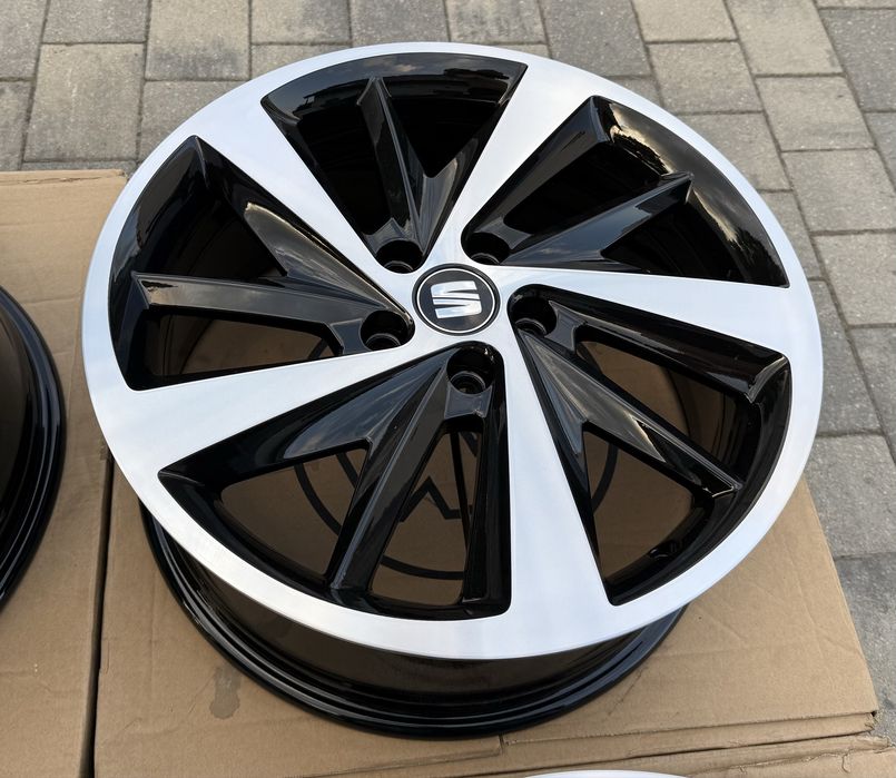 Oryginalne Felgi Seat Leon FR 18" 5x112 7.5J ET51 5F0 Skoda Octavia