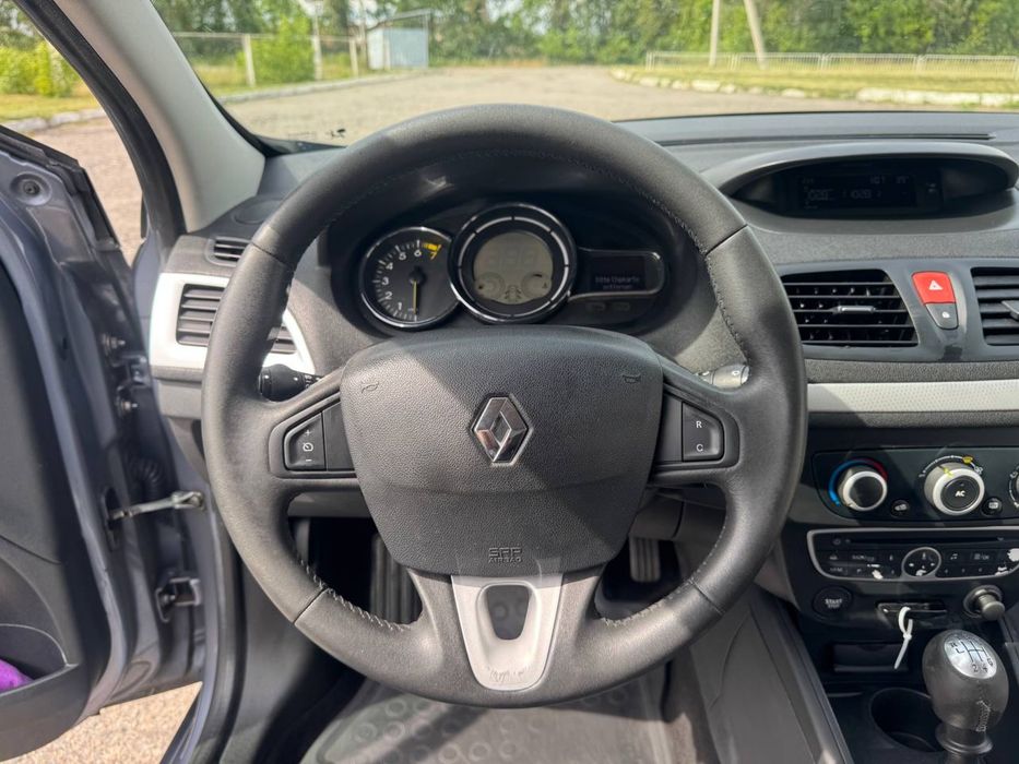 Свіжопригнанний Renault Megane 1.6 Germany