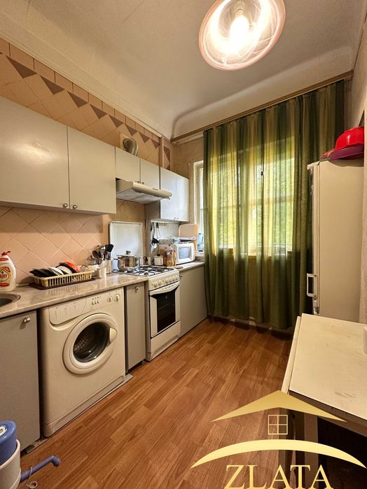 Продаж 2-к квартири БК Кірова
