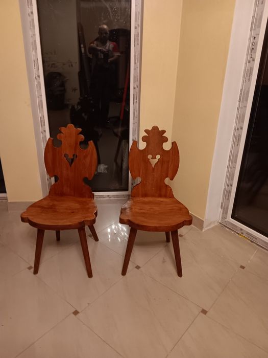 krzesła drewniane lite drzewo