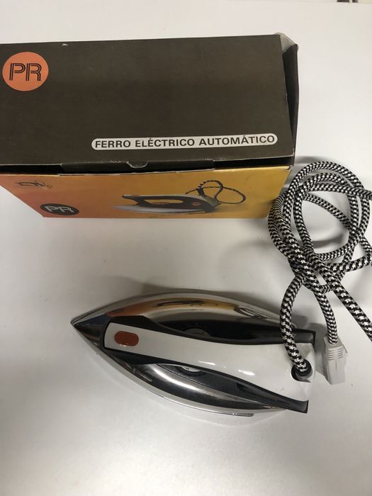 Ferro electrico automático