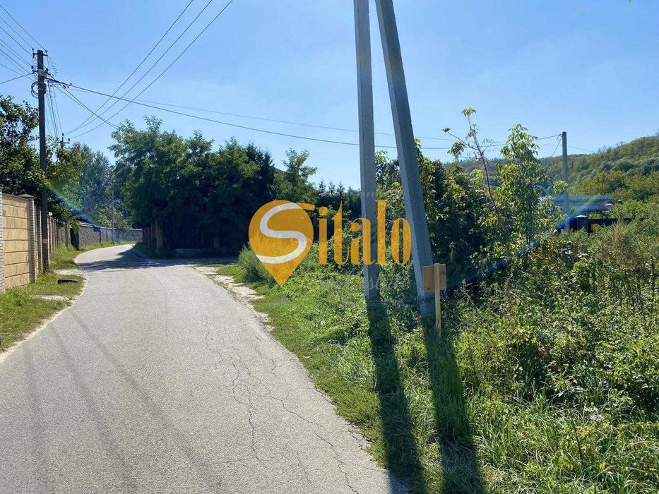 Ділянка з видом на К. Карпати, поруч із озером в Підгірцях