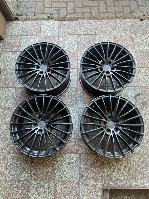 Felgi aluminiowe 18'' 5x112 et 45 czarny mat